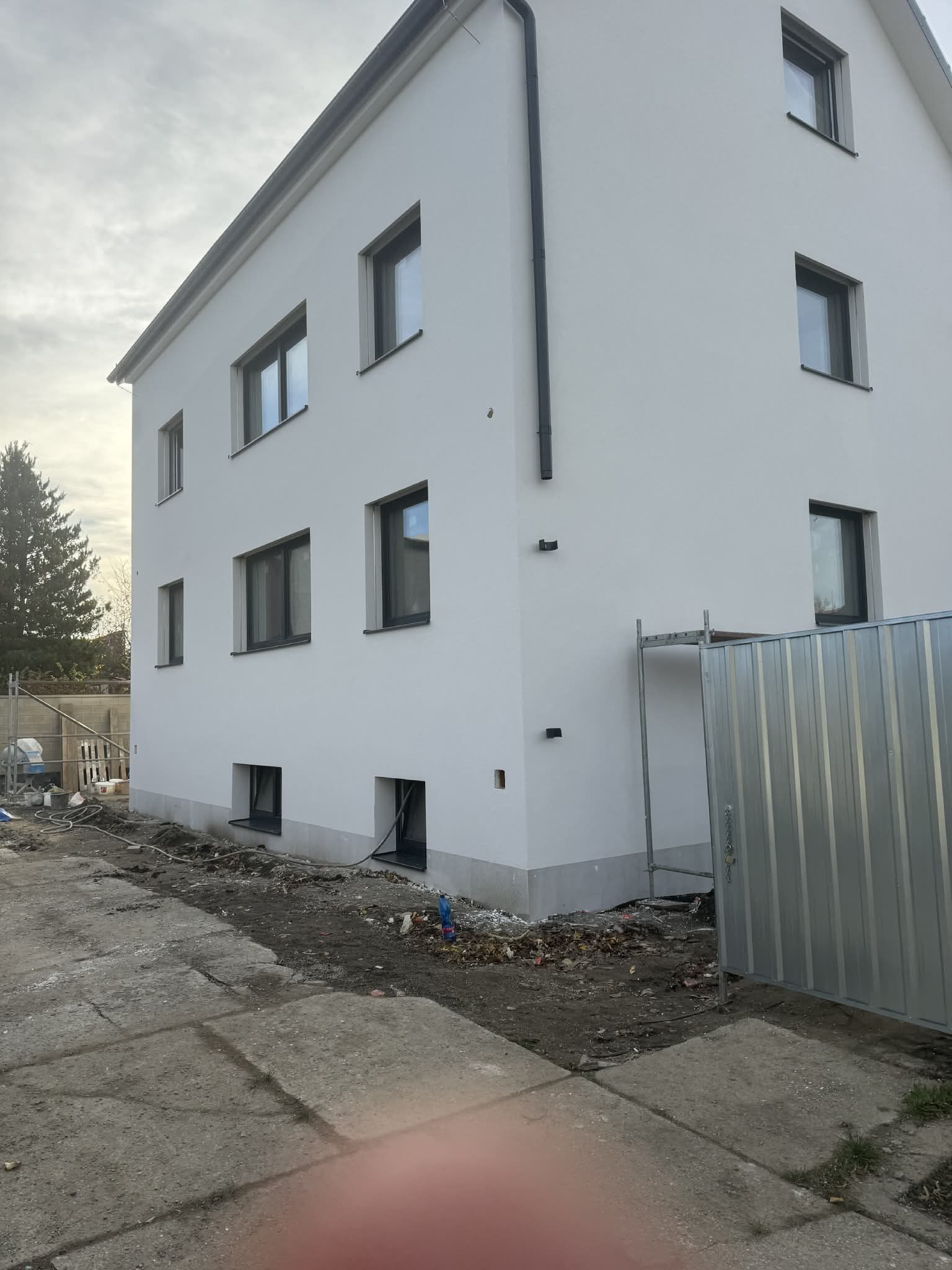 Rekonstrukce domu na byty v Újezdu nad Lesy